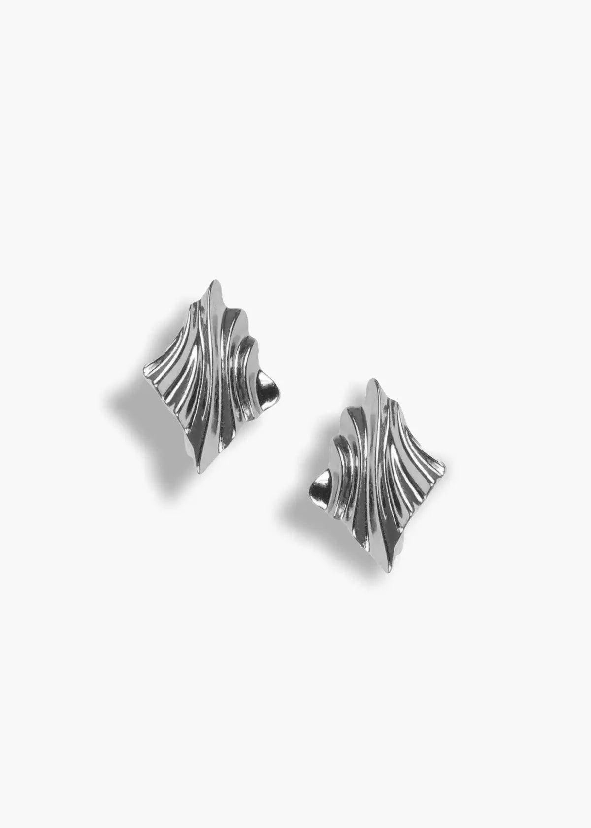 Infinite Waves Stud - Ludèer