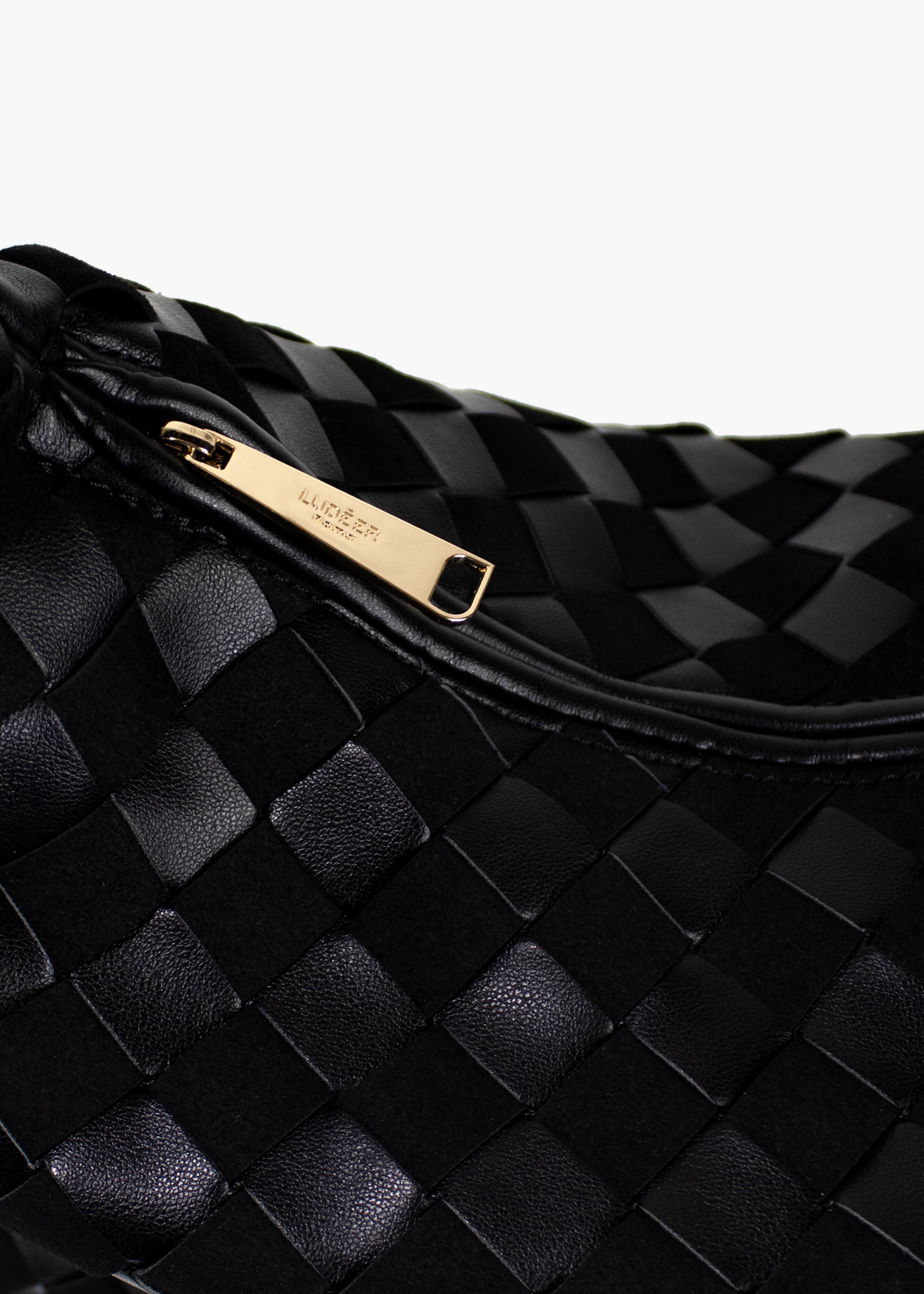 Aetherna Shoulder Bag Large Double Black 
