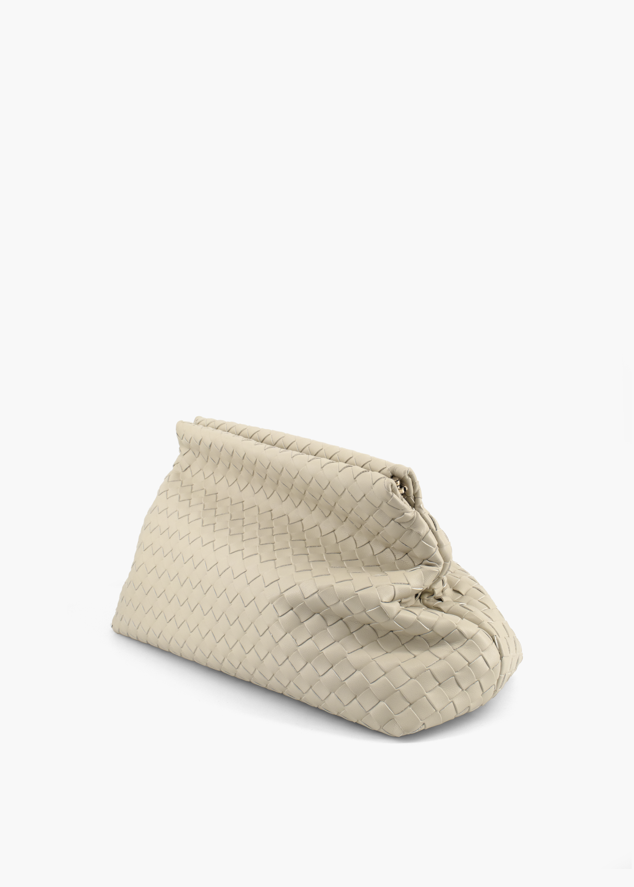 Le Ore Twist Clutch Beige 