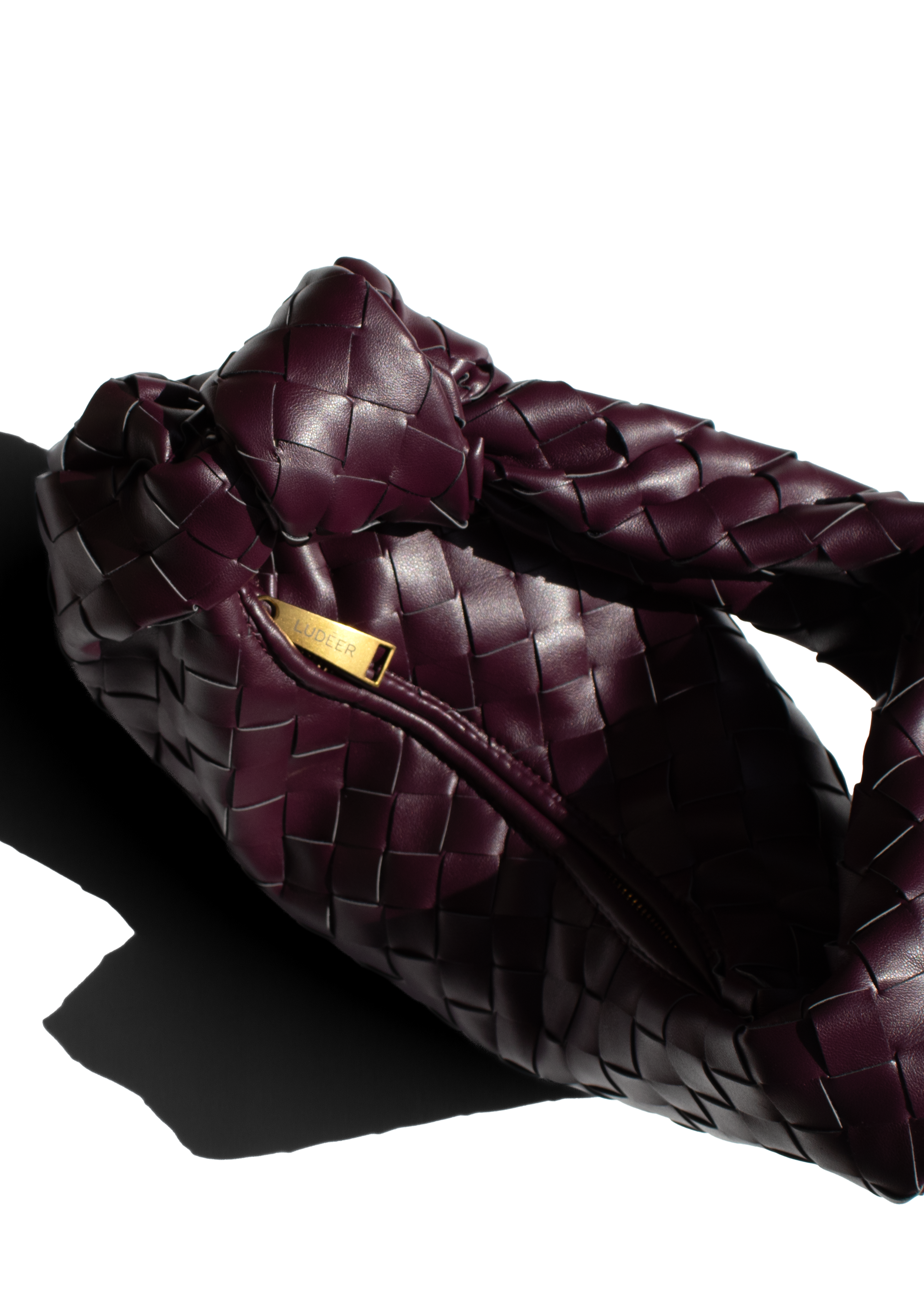 Aetherna Shoulder Bag Midi Prune 