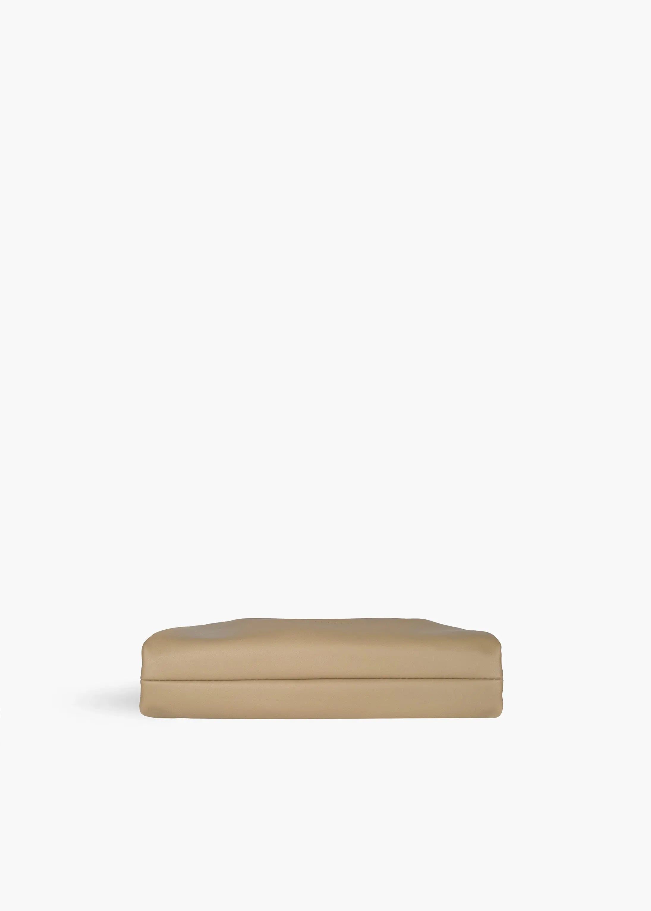 20-8 Soft Clutch Sand 